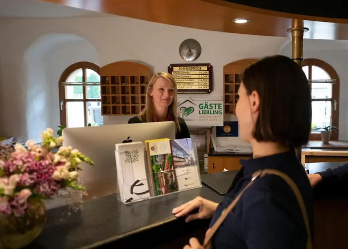 Klaffenbach فندق 4*